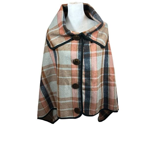 Brand new with Tags LIB NY Classic Plaid Poncho Cape with Coconut Buttons OS - Picture 4 of 16